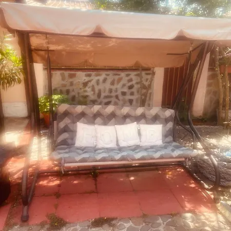 алекс 3* Sinemoretz